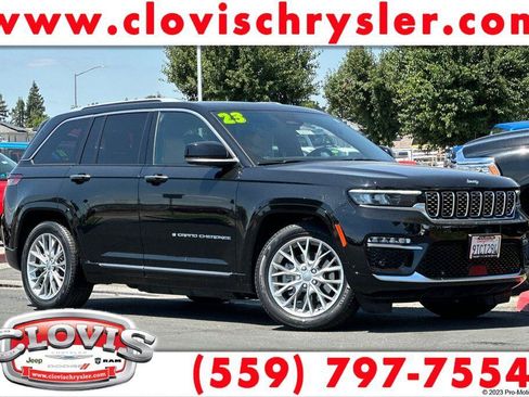 Used 2023 Jeep Grand Cherokee Summit w/ Advanced Protech Group IV AWD/4WD image 1