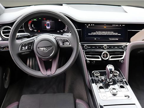 New 2025 Bentley Flying Spur Plug-In Hybrid image 15