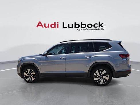 Used 2025 Volkswagen Atlas SE AWD/4WD image 6