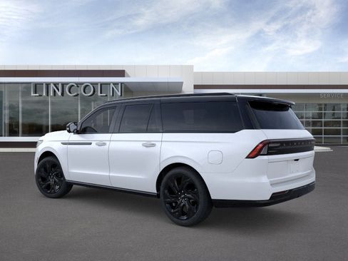 New 2026 Lincoln Navigator L Black Label AWD/4WD image 5