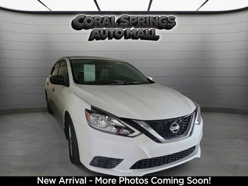 Used 2017 Nissan Sentra SV w/ Style Package FWD image 1