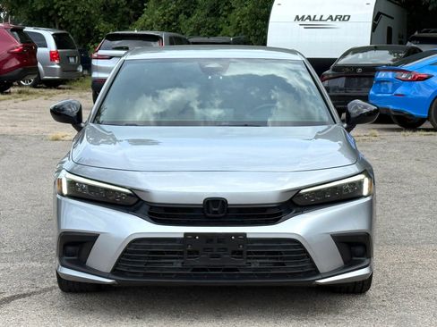 Used 2023 Honda Civic Sport image 3