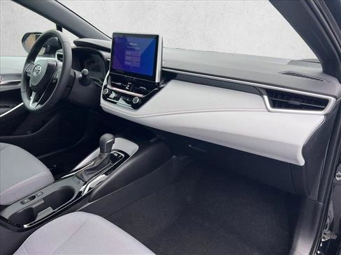 Used 2025 Toyota Corolla FX w/ Convenience Package FWD image 23