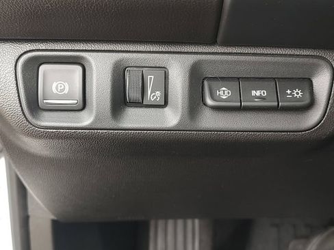 Used 2020 GMC Acadia Denali w/ Technology Package FWD image 25