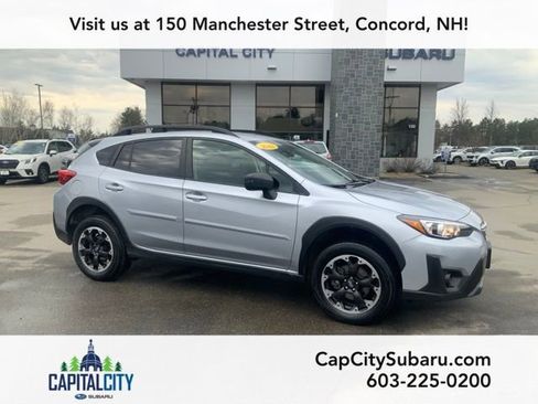 Used 2022 Subaru Crosstrek 2.0i image 1