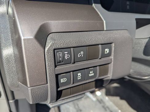 Used 2025 Toyota Tacoma TRD Off-Road AWD/4WD image 14