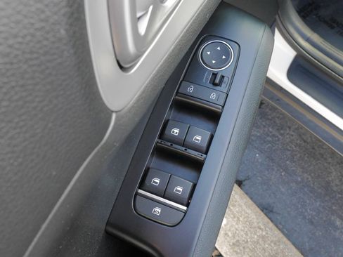 Used 2023 Kia Soul LX w/ Option Group 015 image 19