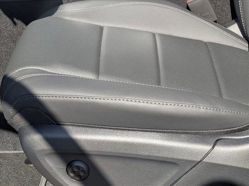 New 2026 Mercedes-Benz GLE 450 4MATIC image 4