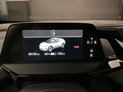 Used 2023 Volkswagen ID.4 Pro image 16