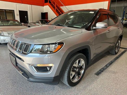 Used 2019 Jeep Compass Limited AWD/4WD image 7