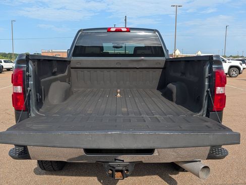 Used 2018 GMC Sierra 2500 SLT w/ Duramax Plus Package AWD/4WD image 26