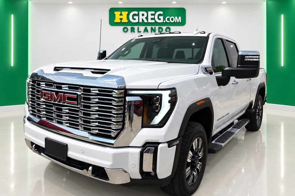 Used 2024 GMC Sierra 2500 Denali AWD/4WD image 4