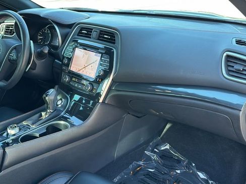 Used 2021 Nissan Maxima SR w/ Sport Mat Group FWD image 40