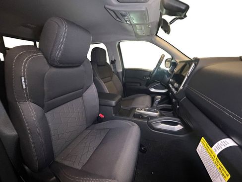 New 2026 Nissan Frontier SV w/ Tow Package image 15