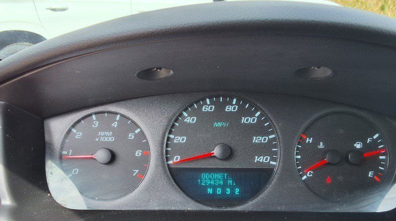 Used 2011 Chevrolet Impala LS FWD image 11