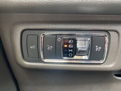 Used 2022 Lincoln Corsair Reserve w/ Elements Package image 21