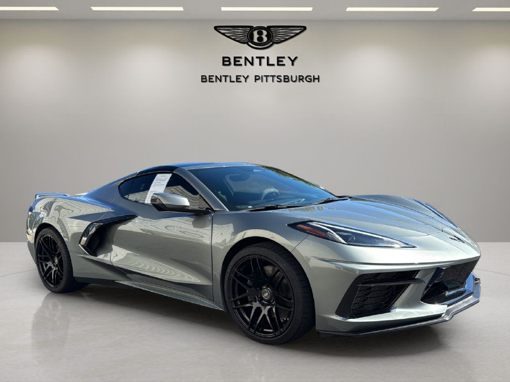 Used 2024 Chevrolet Corvette Stingray Preferred Cpe w/ Z51 Performance Package RWD image 3