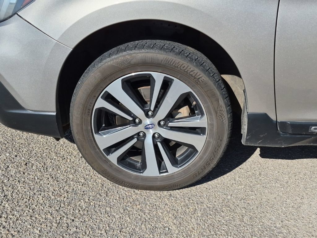 Used 2019 Subaru Outback 2.5i Limited AWD/4WD image 6