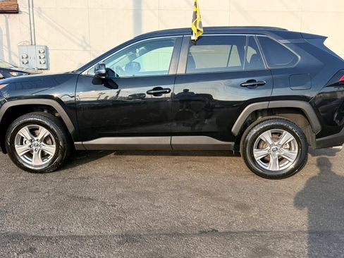Used 2024 Toyota RAV4 XLE FWD image 10