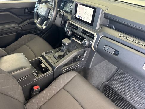 Used 2025 Toyota Tacoma SR w/ SR Upgrade Package RWD image 13
