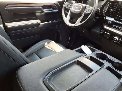 Used 2025 GMC Sierra 1500 SLT RWD image 19