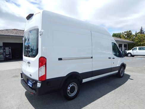 Used 2018 Ford Transit 350 148 High Roof RWD image 8