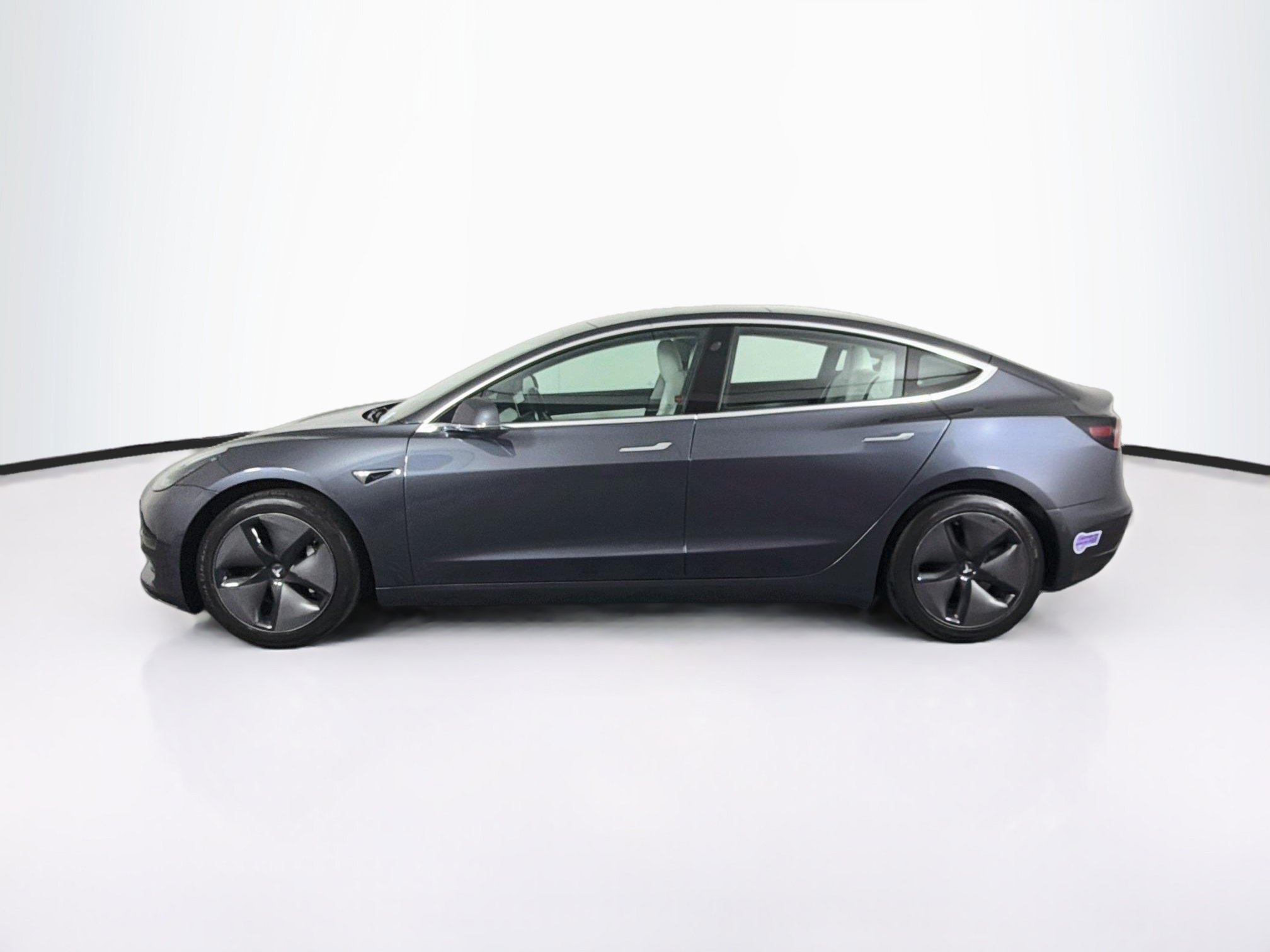 Used 2018 Tesla Model 3 Mid Range RWD image 4