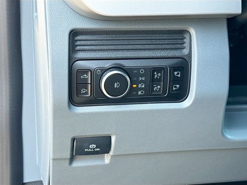 New 2026 Ford F250 XLT w/ XLT Premium Package AWD/4WD image 10