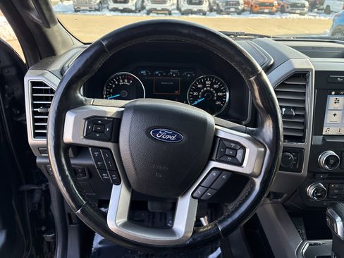 Used 2017 Ford F150 Platinum w/ Equipment Group 701A Luxury image 14