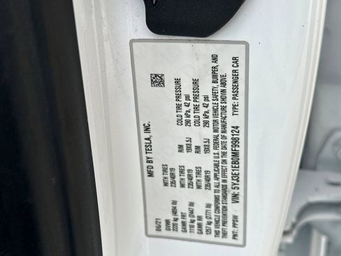 Used 2021 Tesla Model 3 Long Range image 15
