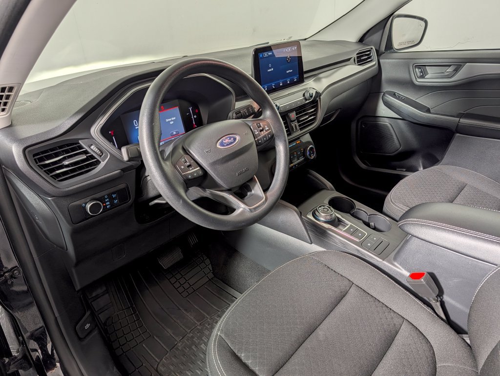 Certified 2025 Ford Escape Active FWD image 22