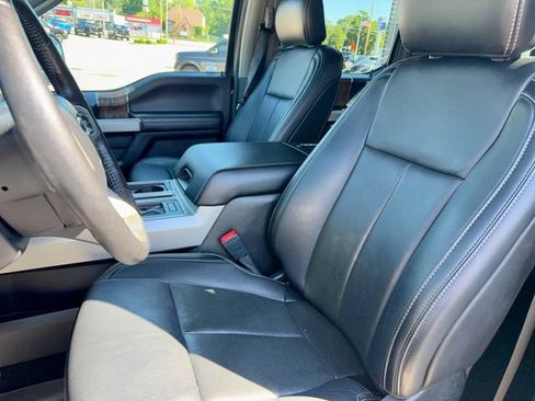 Used 2020 Ford F150 Lariat w/ Equipment Group 502A Luxury AWD/4WD image 14