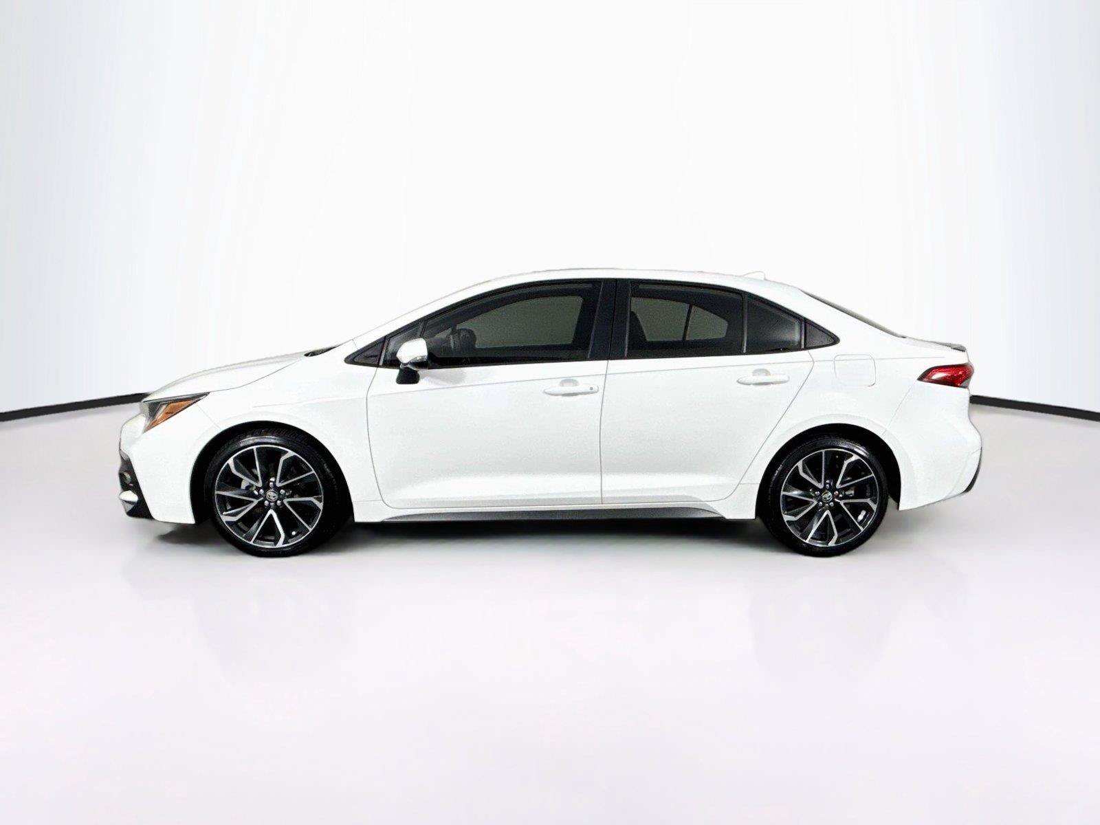 Certified 2022 Toyota Corolla XSE FWD image 13