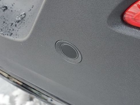 New 2026 Volvo XC40 B5 Ultra w/ Protection Package Premier image 9