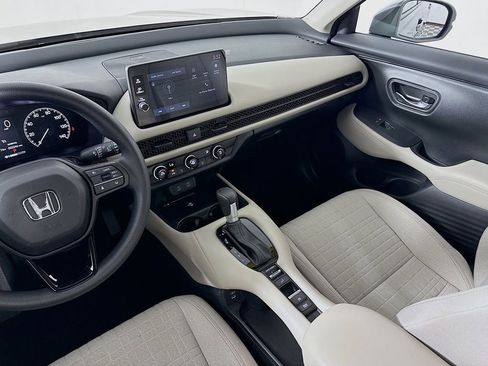 Certified 2026 Honda HR-V LX image 20