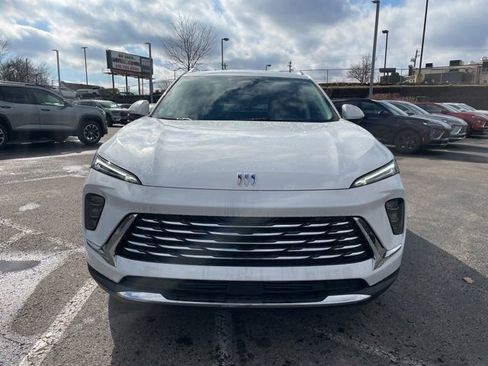 New 2025 Buick Envision Preferred image 3