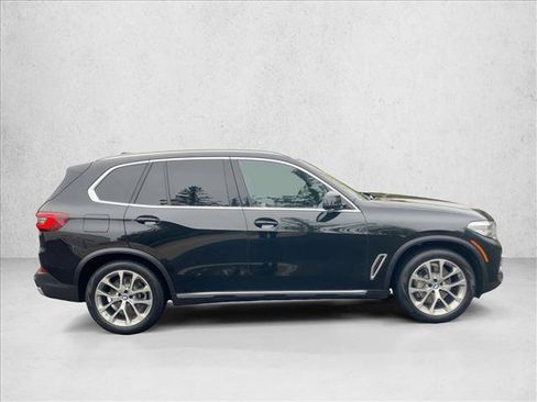 Used 2023 BMW X5 xDrive40i w/ Premium Package image 4