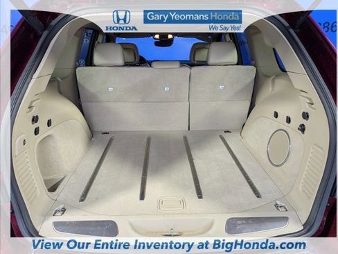 Used 2017 Jeep Grand Cherokee Overland w/ Jeep Active Safety Group image 16