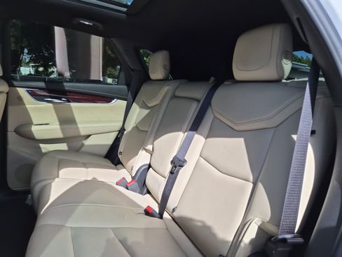 Used 2019 Cadillac XT5 Luxury image 13