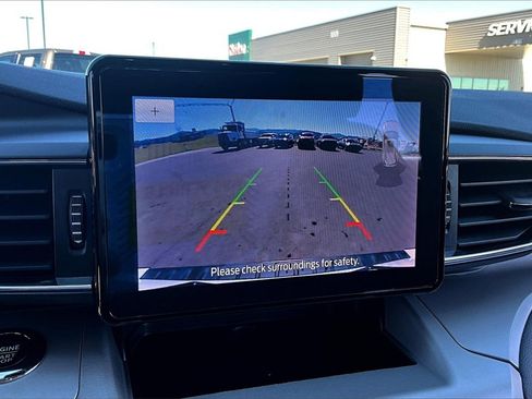 Used 2023 Ford Explorer XLT w/ Equipment Group 202A image 21