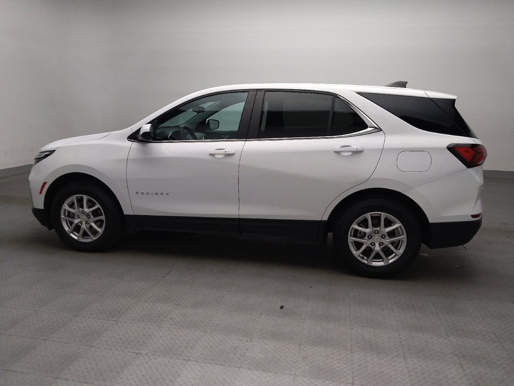 Used 2023 Chevrolet Equinox LT w/ Driver Convenience Package AWD/4WD image 3