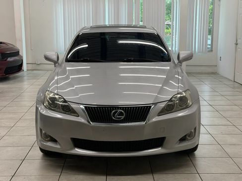 Used 2009 Lexus IS 250 AWD w/ Premium Pkg image 2