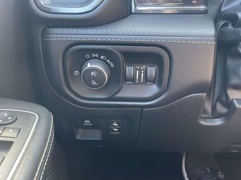 Used 2022 RAM 1500 Limited w/ Trailer Tow Group image 26