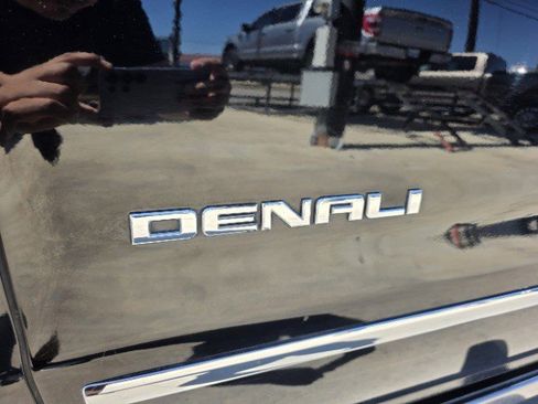 Used 2018 GMC Sierra 1500 Denali image 12