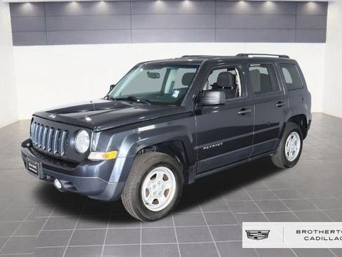 Used 2016 Jeep Patriot Sport AWD/4WD image 1