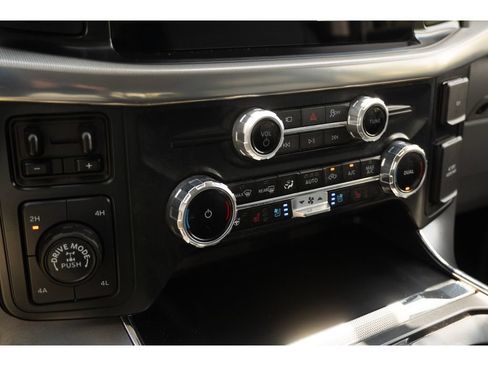 Used 2025 Ford F150 Lariat w/ Equipment Group 502A High AWD/4WD image 24