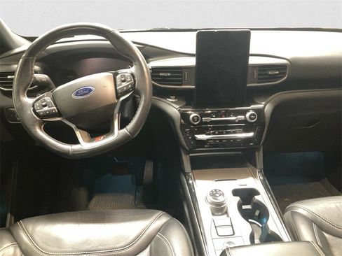 Used 2021 Ford Explorer ST w/ ST Street Pack image 10