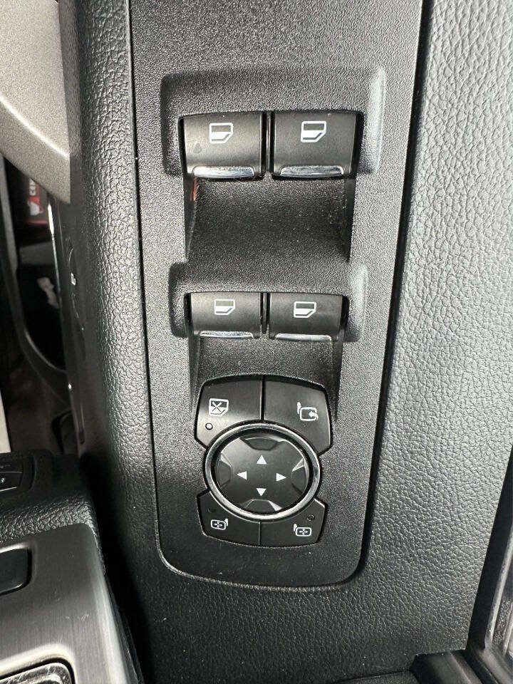 Used 2020 Ford F150 Platinum w/ Equipment Group 701A Luxury AWD/4WD image 24