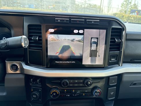 Used 2024 Ford F250 XLT w/ Black Appearance Package image 27