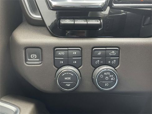 Certified 2024 Chevrolet Silverado 1500 LTZ w/ LTZ Premium Package image 26